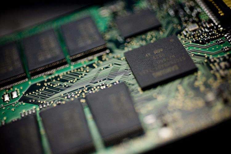 半导体怎么抗腐蚀？工业除湿机帮助企业提高成品率